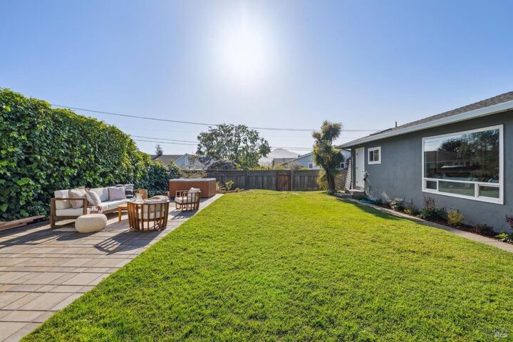 16 Tradewind Passage  Corte Madera CA 94925 photo