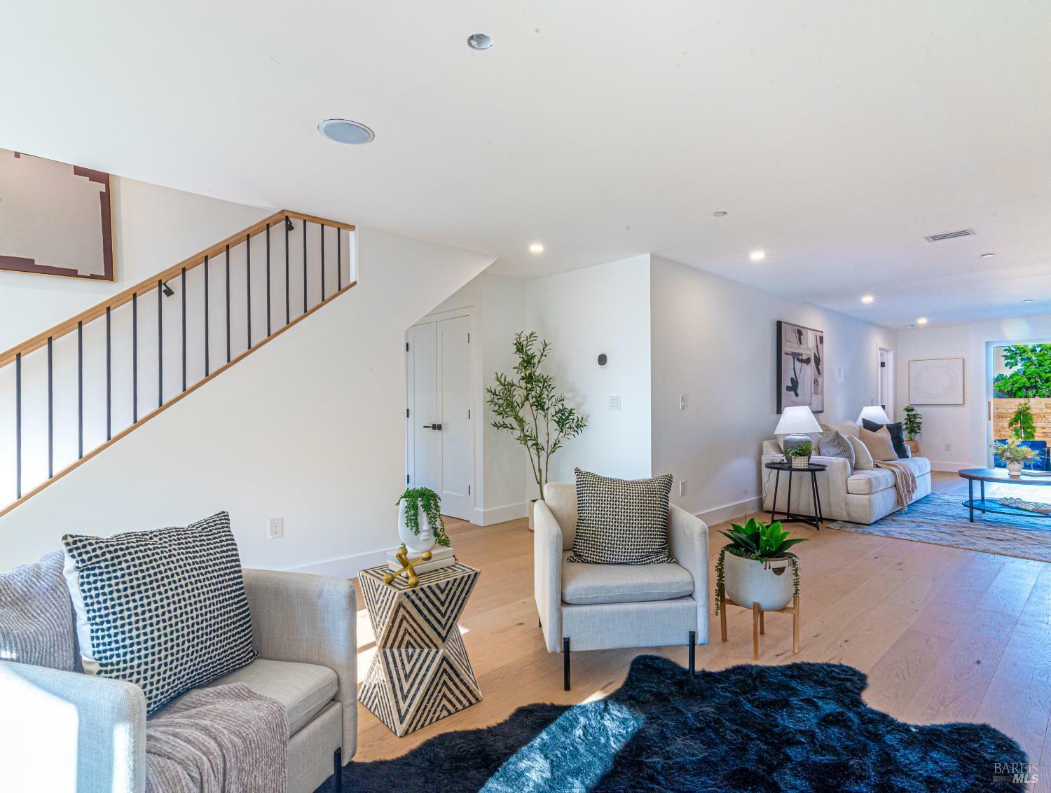 Property Photo: 2550 Heatherstone Drive CA 94903