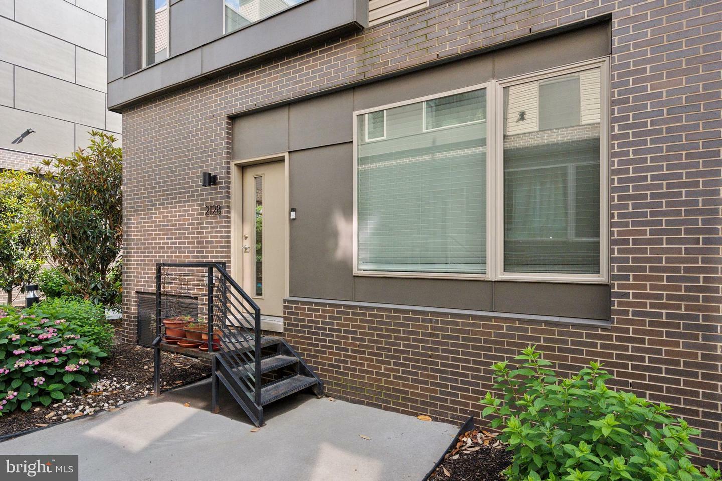 Property Photo: 2128 Kensington Walk PA 19125