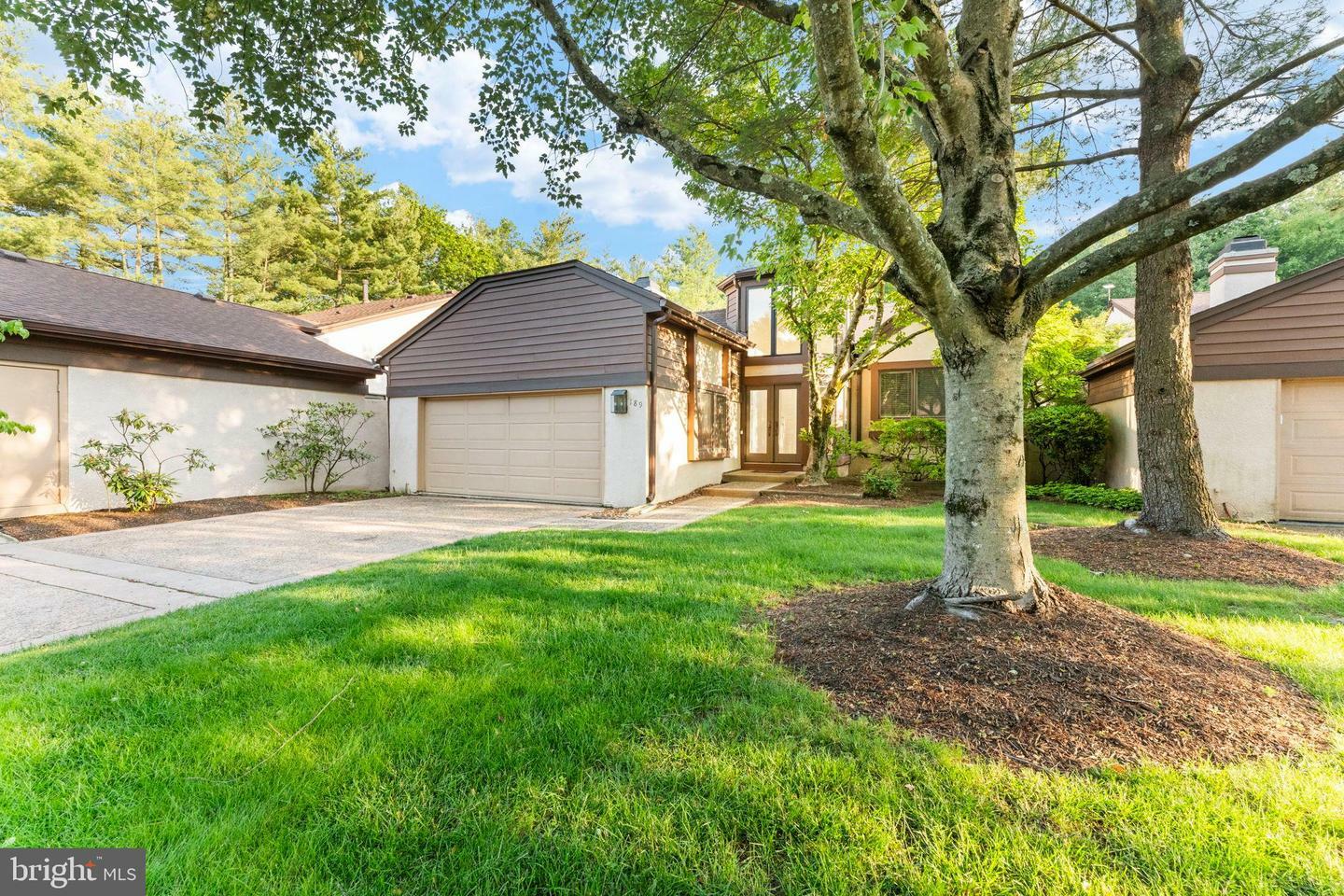 Property Photo: 189 N Sayre Dr Drive NJ 08540