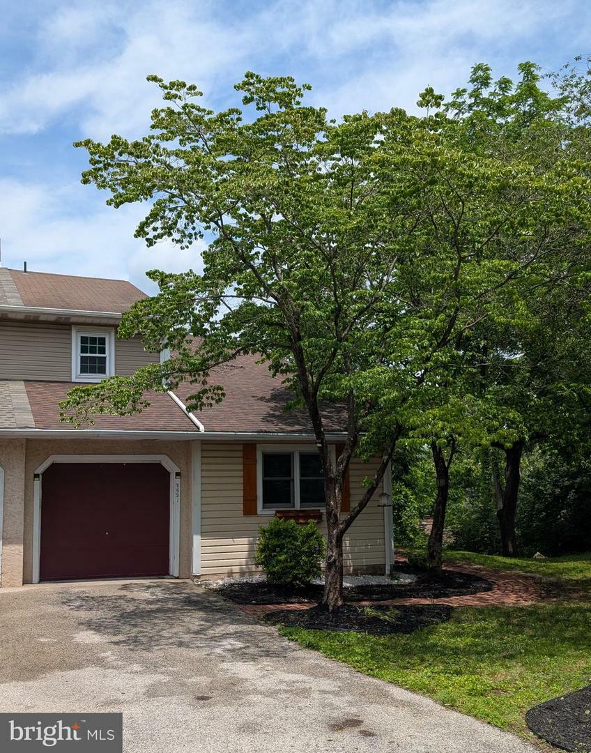 Property Photo: 2621 Terraced Hill Court PA 19464