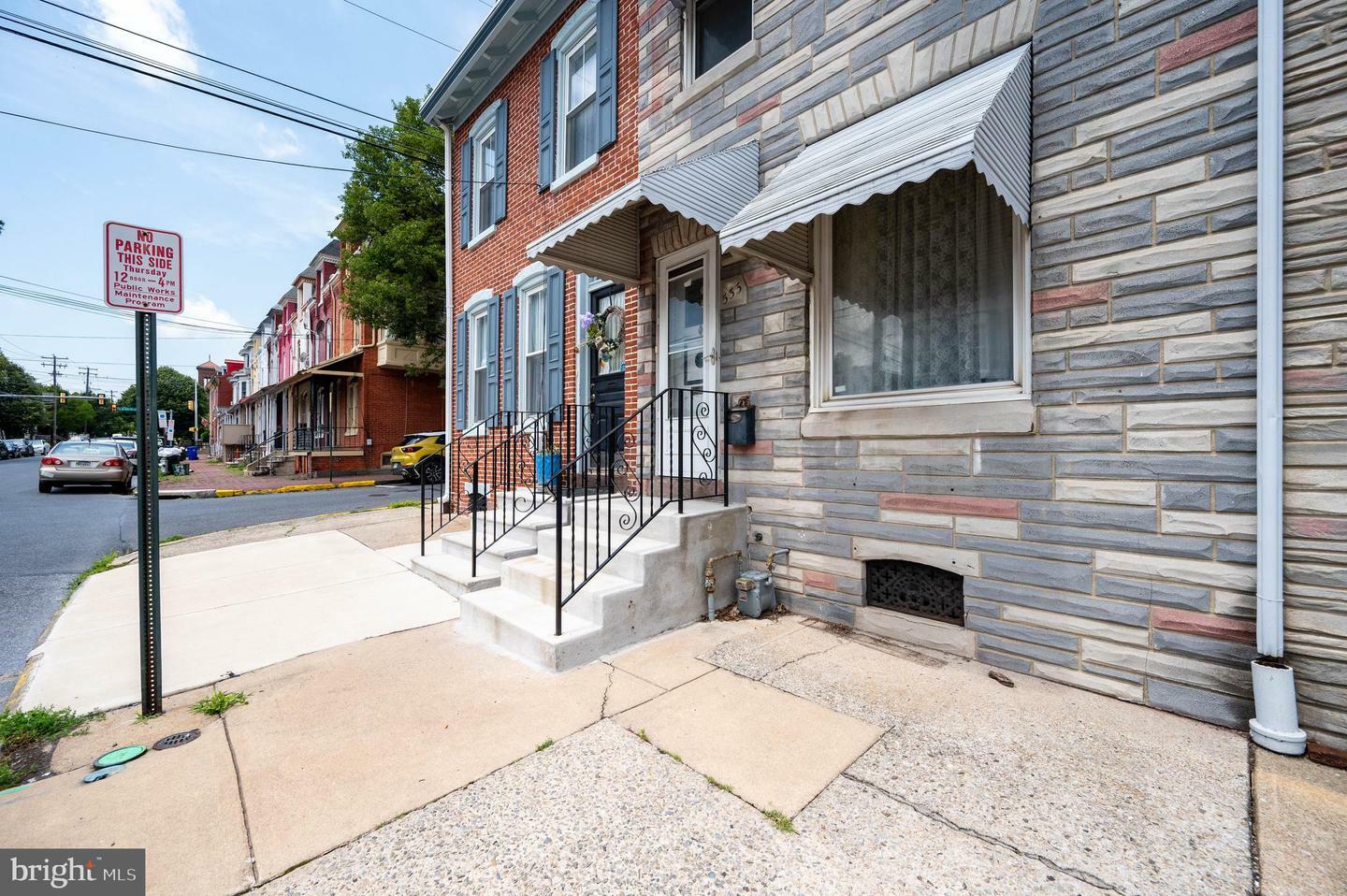 533 Windsor Street  Reading PA 19601 photo