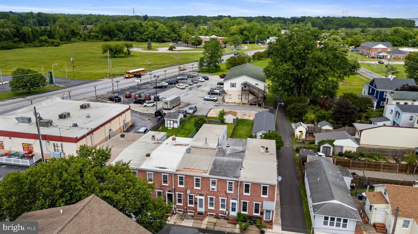 Property Photo: 617 Cherry Street DE 19720