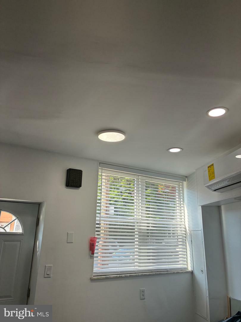 Property Photo: 808 W Moyamensing Avenue PA 19148
