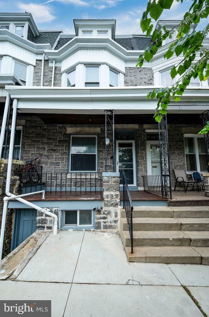 Property Photo:  126 S 6th Avenue  PA 19611 