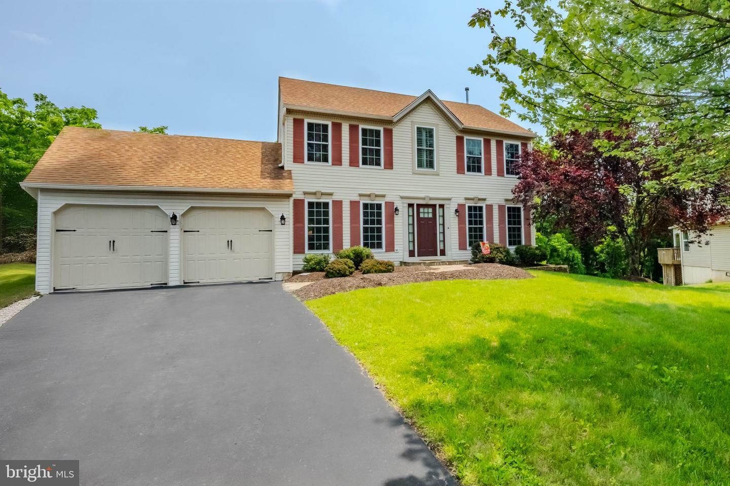 888 Winding River Lane  Phoenixville PA 19460 photo