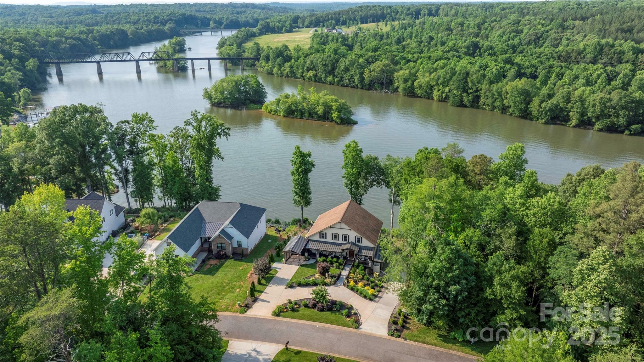 5888 Wood Duck Way  Catawba NC 28609 photo