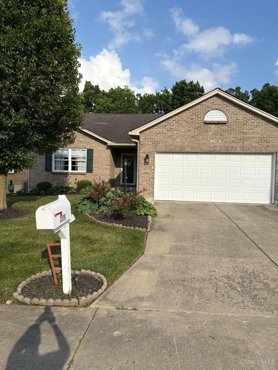 2308 Mossy Grove  Hamilton OH 45013 photo