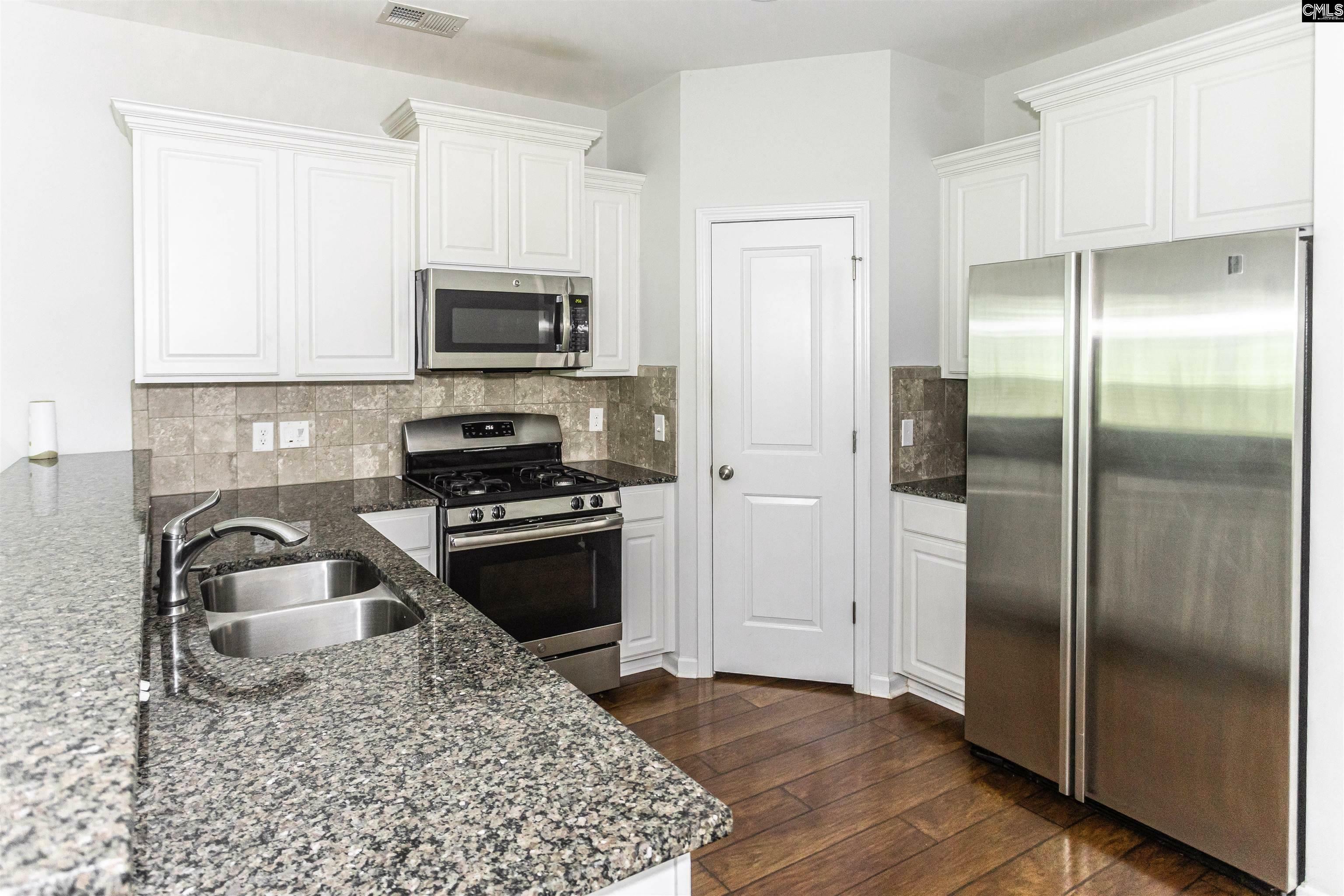 Property Photo: 124 Weeping Oak SC 29169
