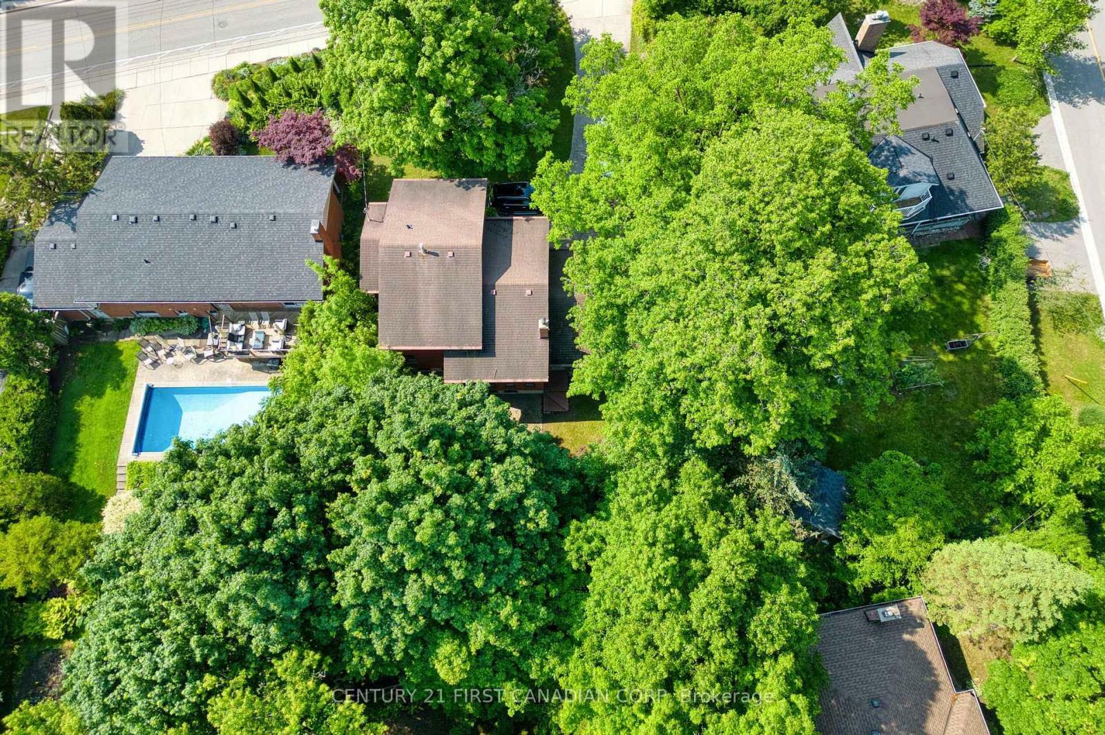 Property Photo: 285 Riverside Drive ON N6H 1G1