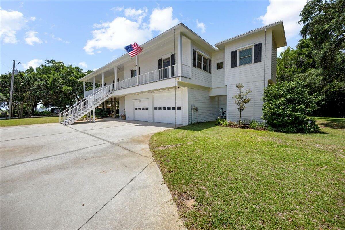 Property Photo: 4639 Smokey Road FL 32563