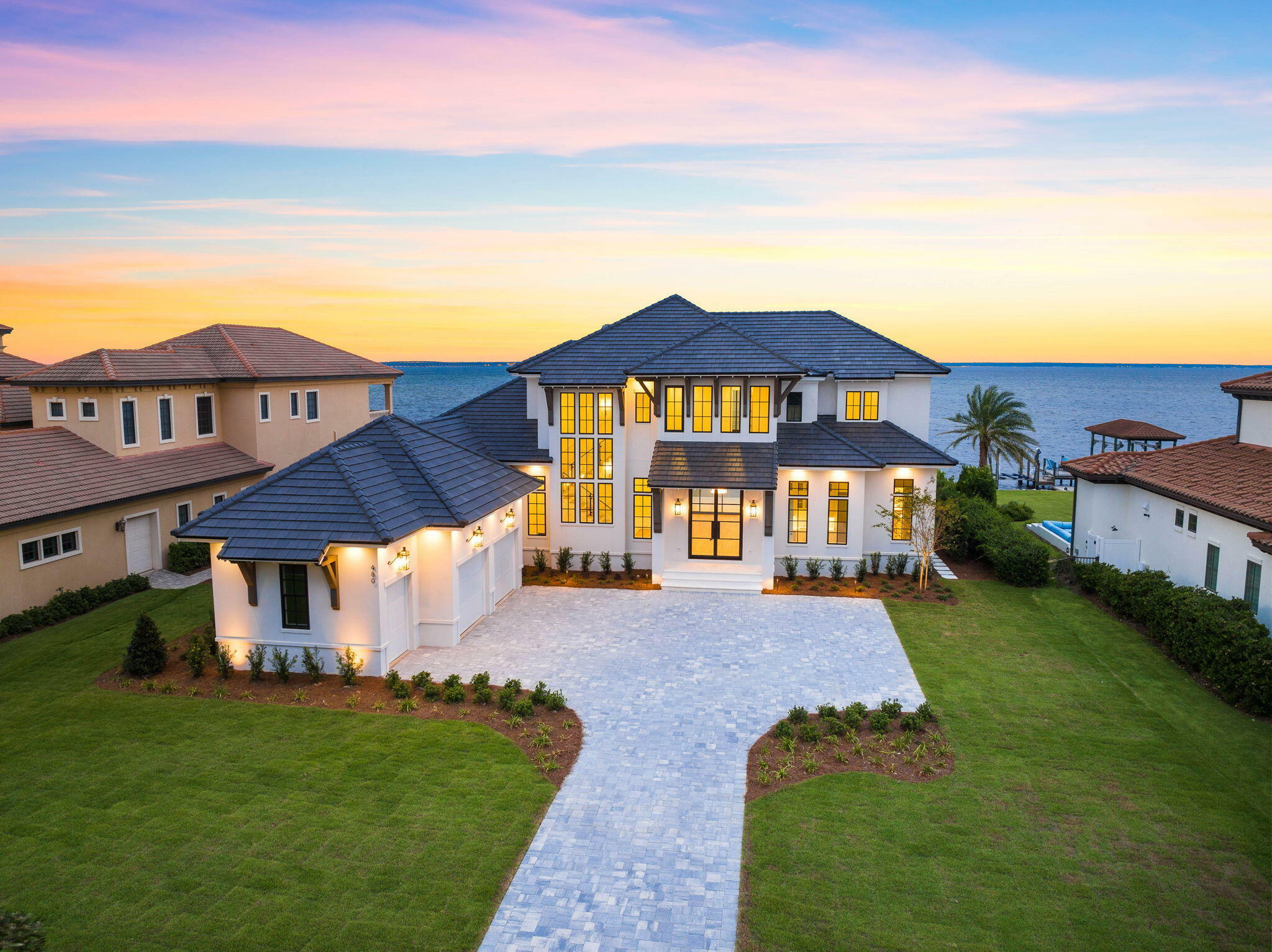 Property Photo: 480 Captains Circle FL 32541