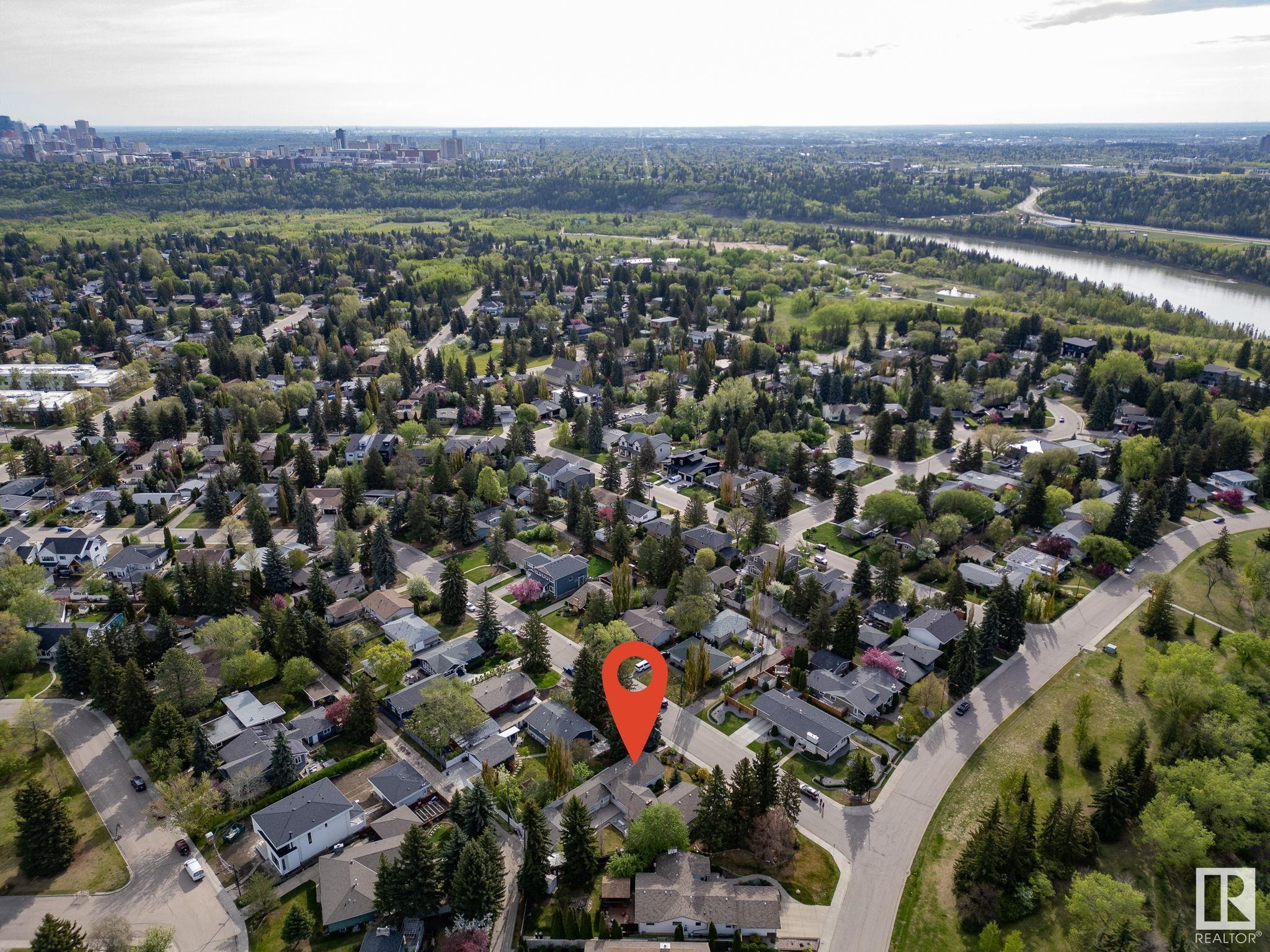 Property Photo: 7608 143A Street NW AB T5R 0P9