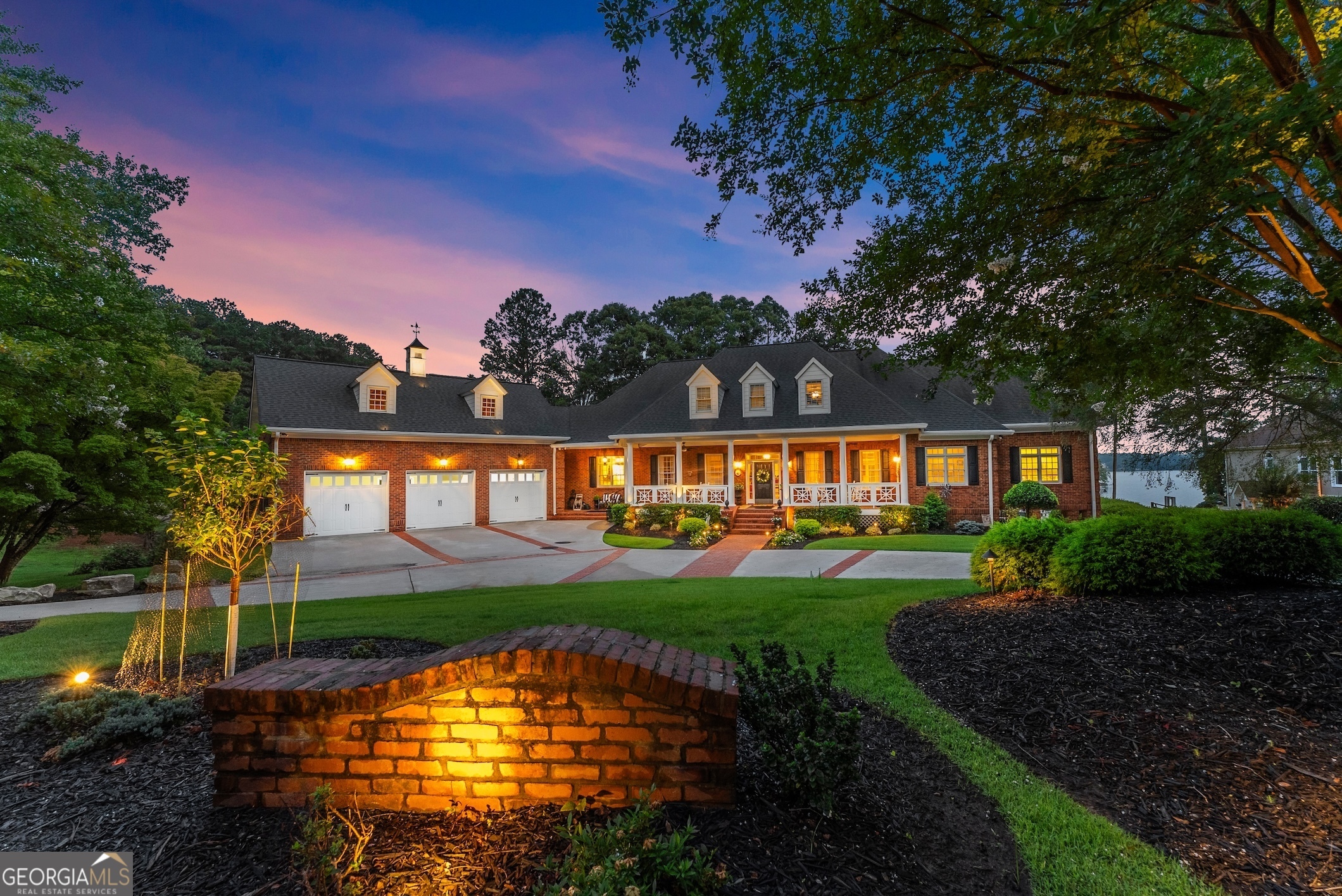 6707 Summer Crest Court  Flowery Branch GA 30542 photo