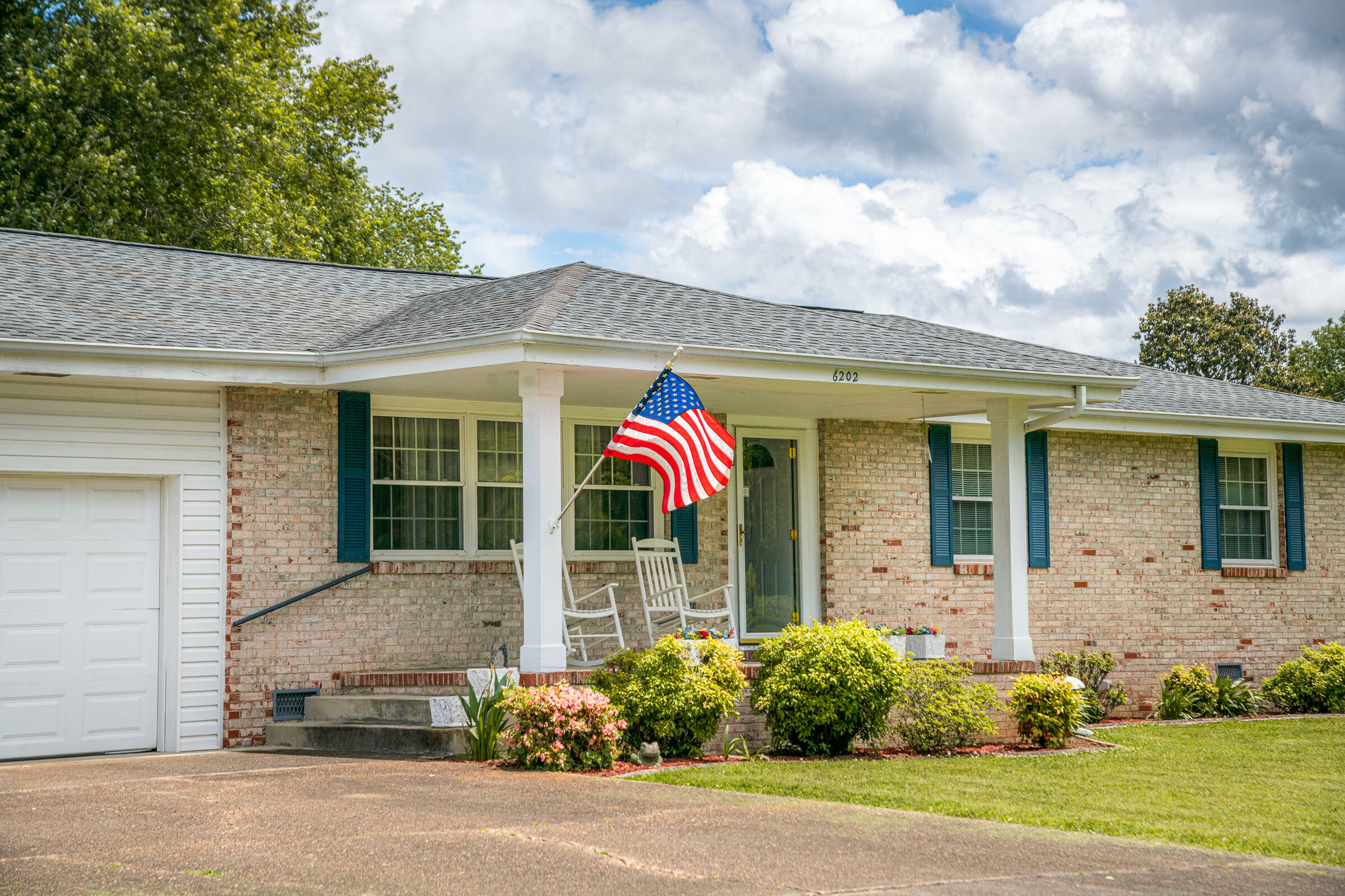 Property Photo: 6202 Marmons Drive TN 37341