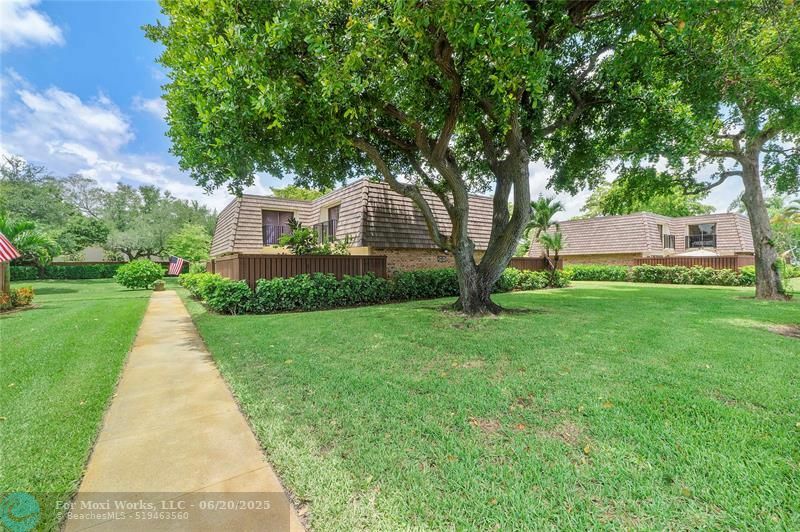 Property Photo: 2740 SW 15th St 2740 FL 33442