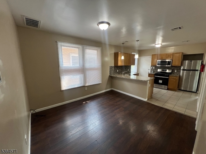 Property Photo: 465 Norwood St NJ 07018