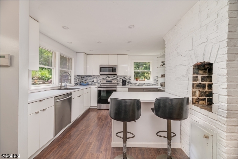 Property Photo: 250 Waconia Rd NJ 07422