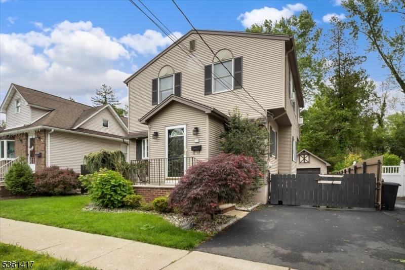 Property Photo: 35 Glendale Dr NJ 07642