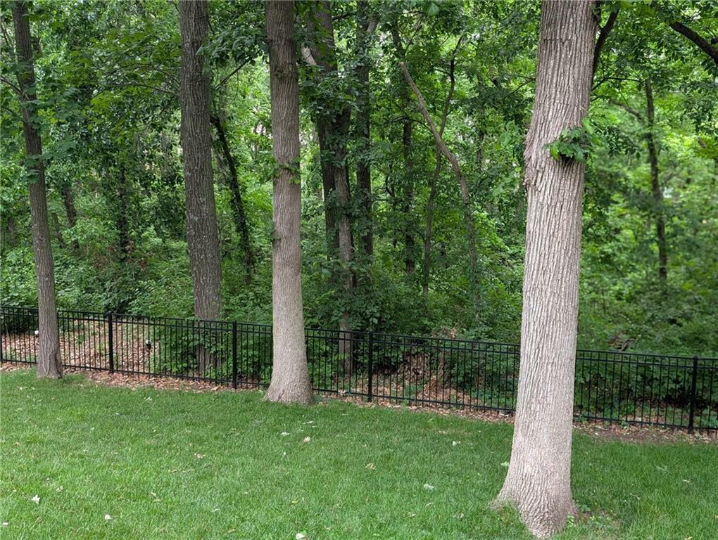 Property Photo: 4612 Roberts Street KS 66226