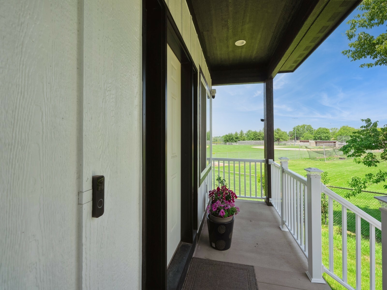 Property Photo: 1010 Frederick Avenue IA 50315