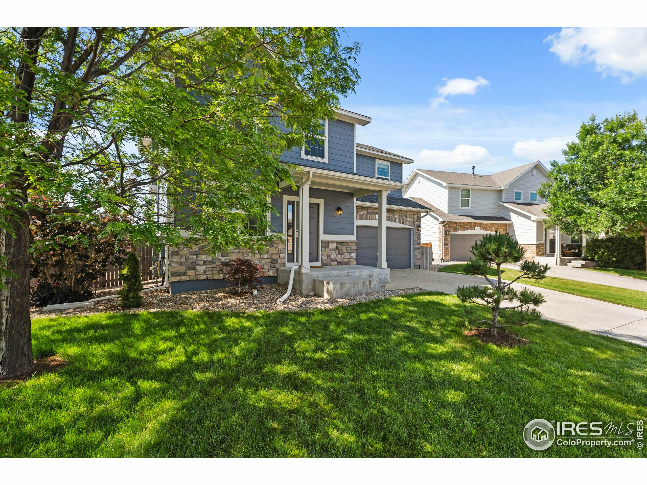 Property Photo: 1587 Edenbridge Dr CO 80550