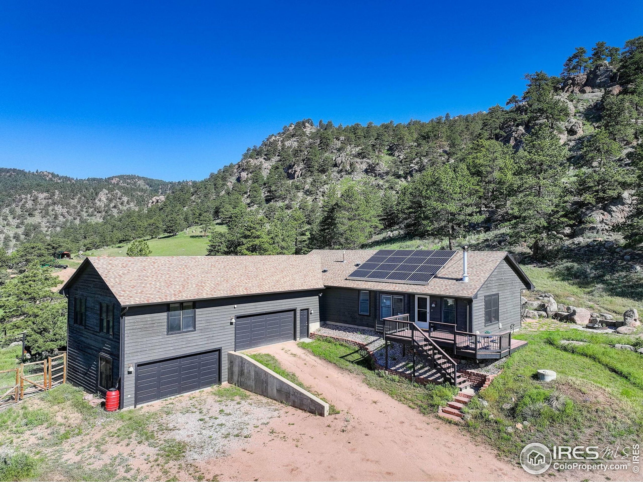 1553 Rowell Dr  Lyons CO 80540 photo