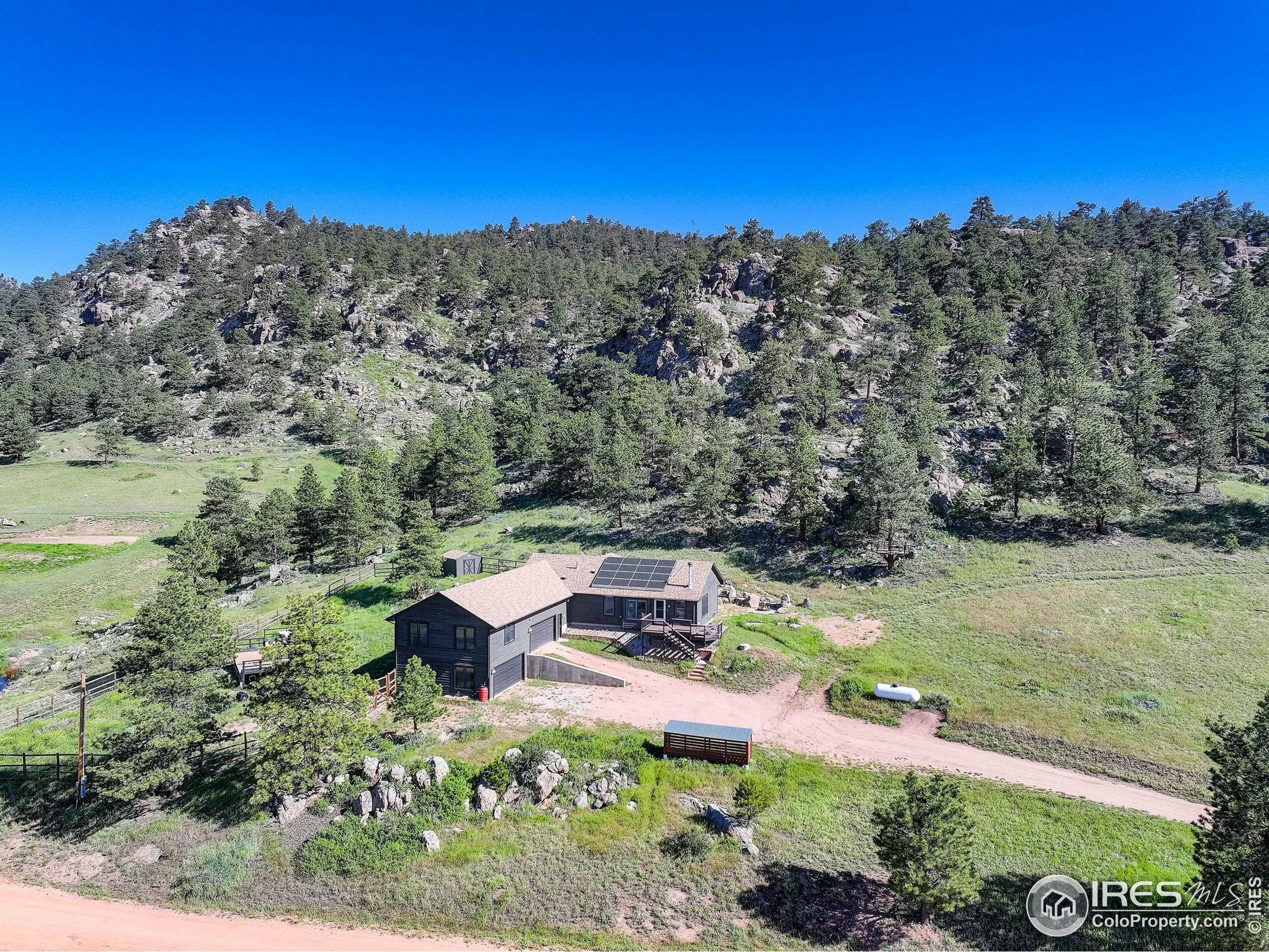 1553 Rowell Dr  Lyons CO 80540 photo