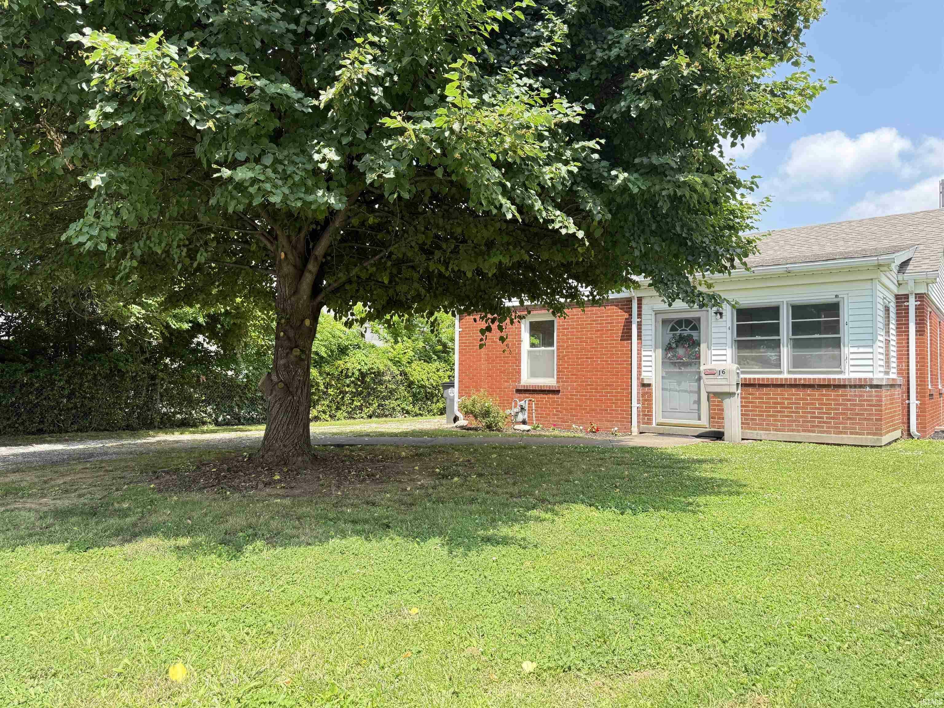 16 S Taft Avenue  Evansville IN 47714 photo