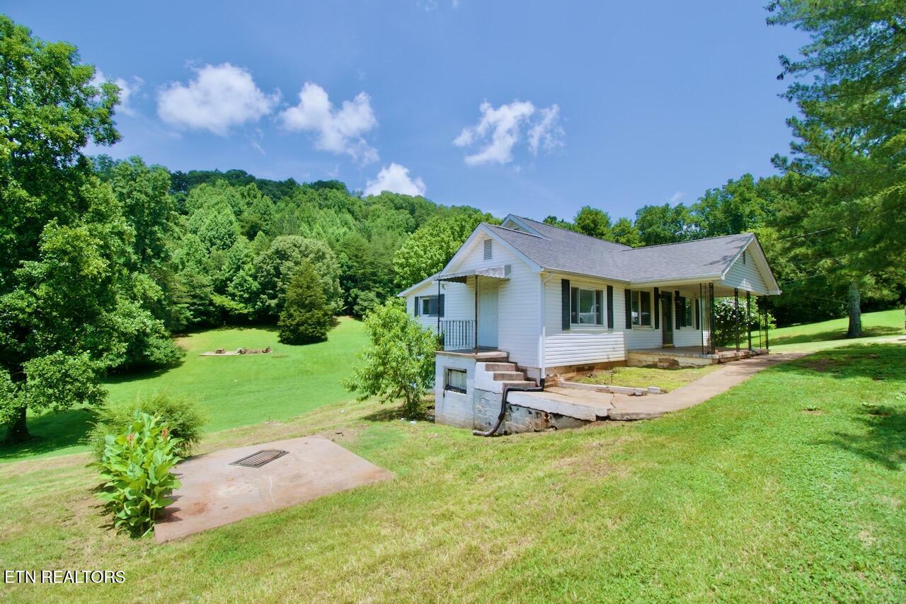 Property Photo: 325 Self Hollow Rd TN 37853