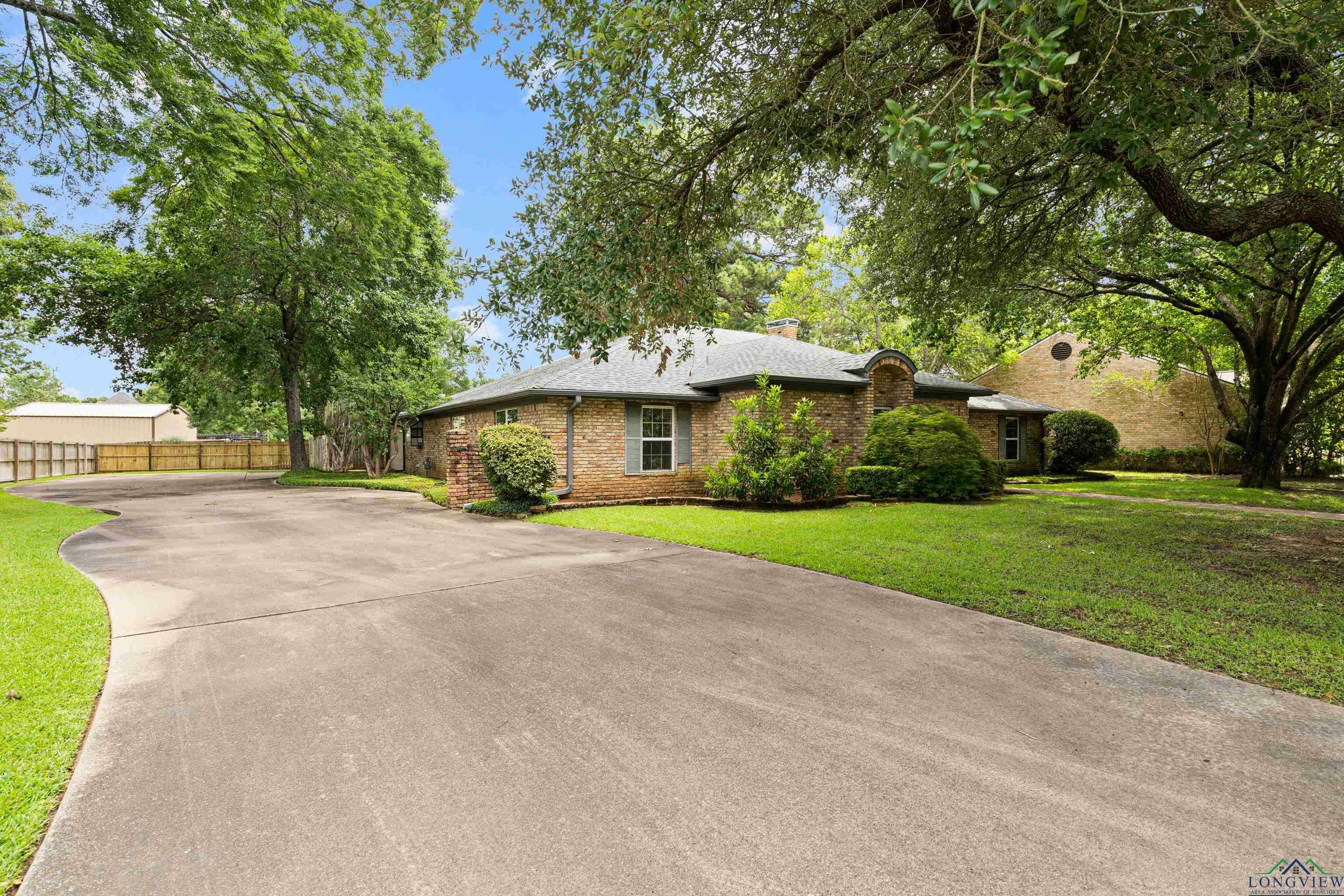 Property Photo: 4 Briar Ln. TX 75662