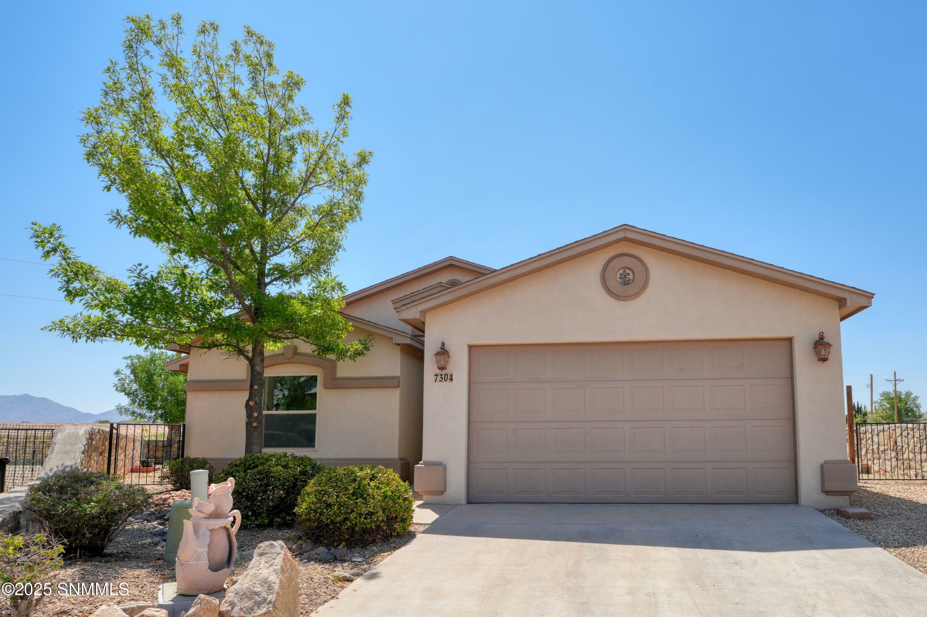 Property Photo: 7304 Vista De Sobre Drive NM 88012