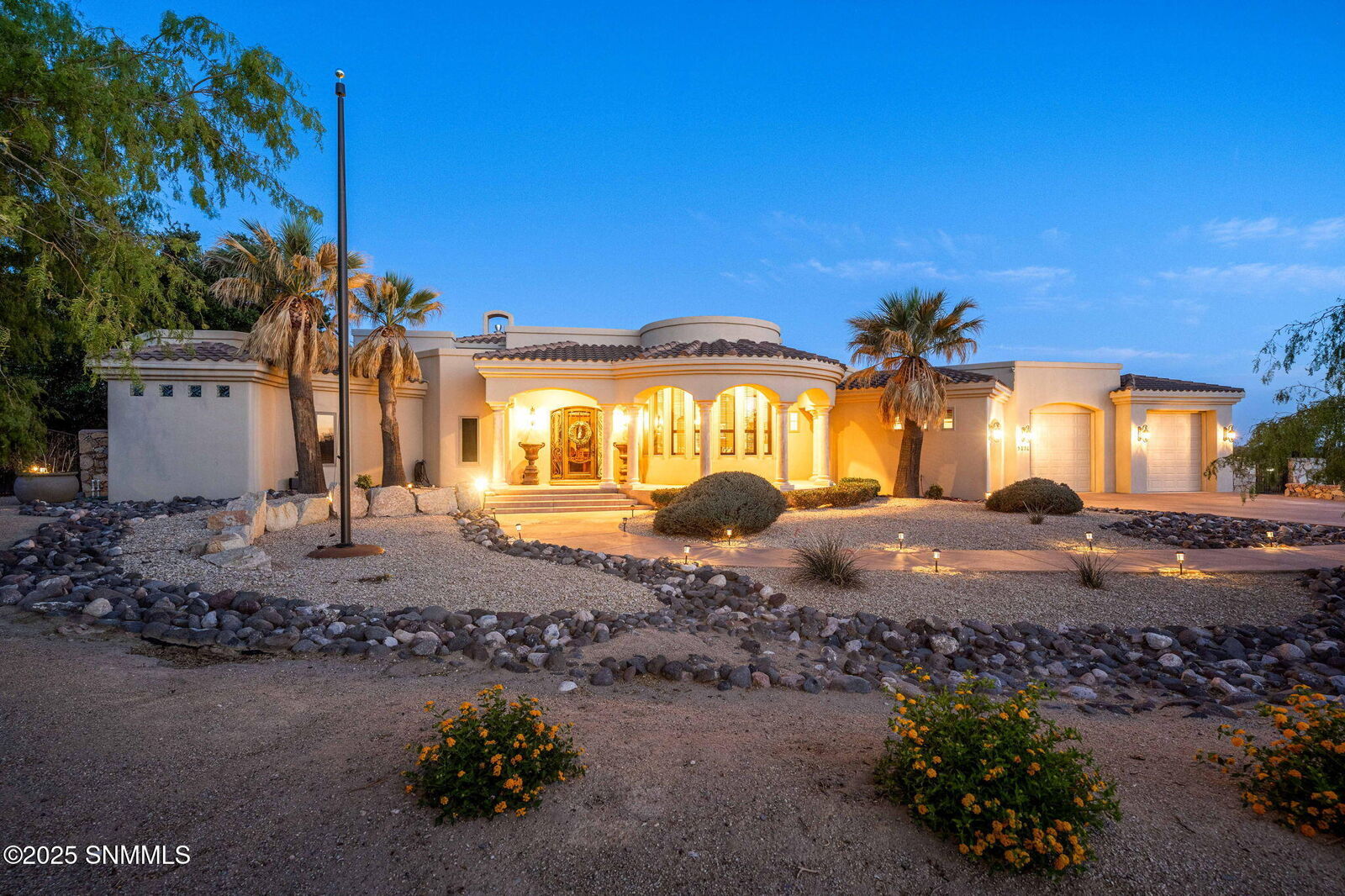 Property Photo:  5176 Hunters Chase Road  NM 88011 