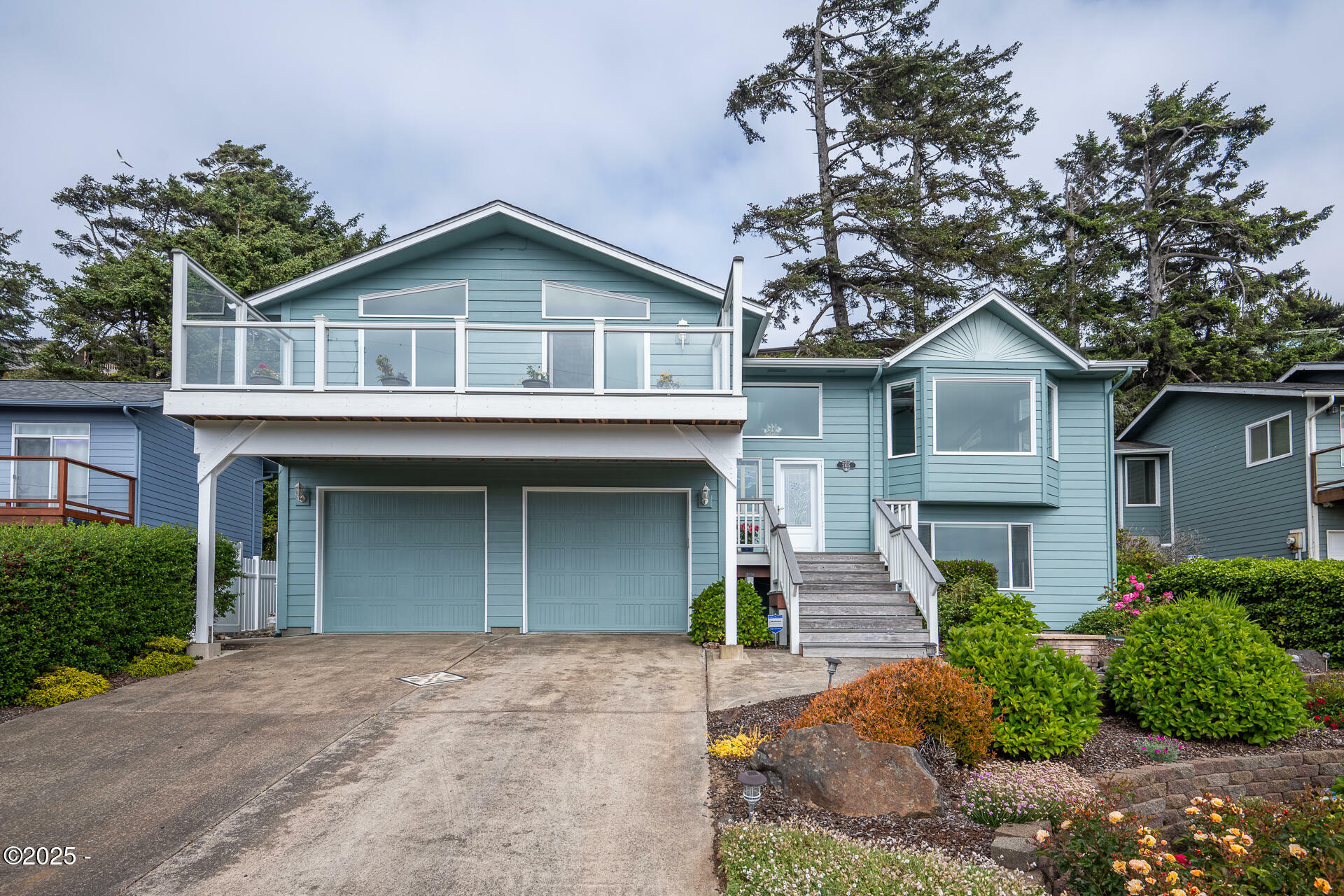 Property Photo: 2105 NW Parker Avenue OR 97394