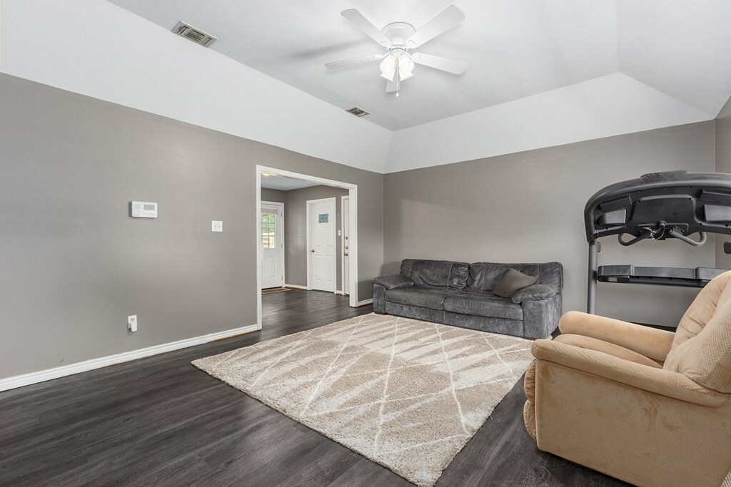 Property Photo: 190 Cr 8113 TX 75964