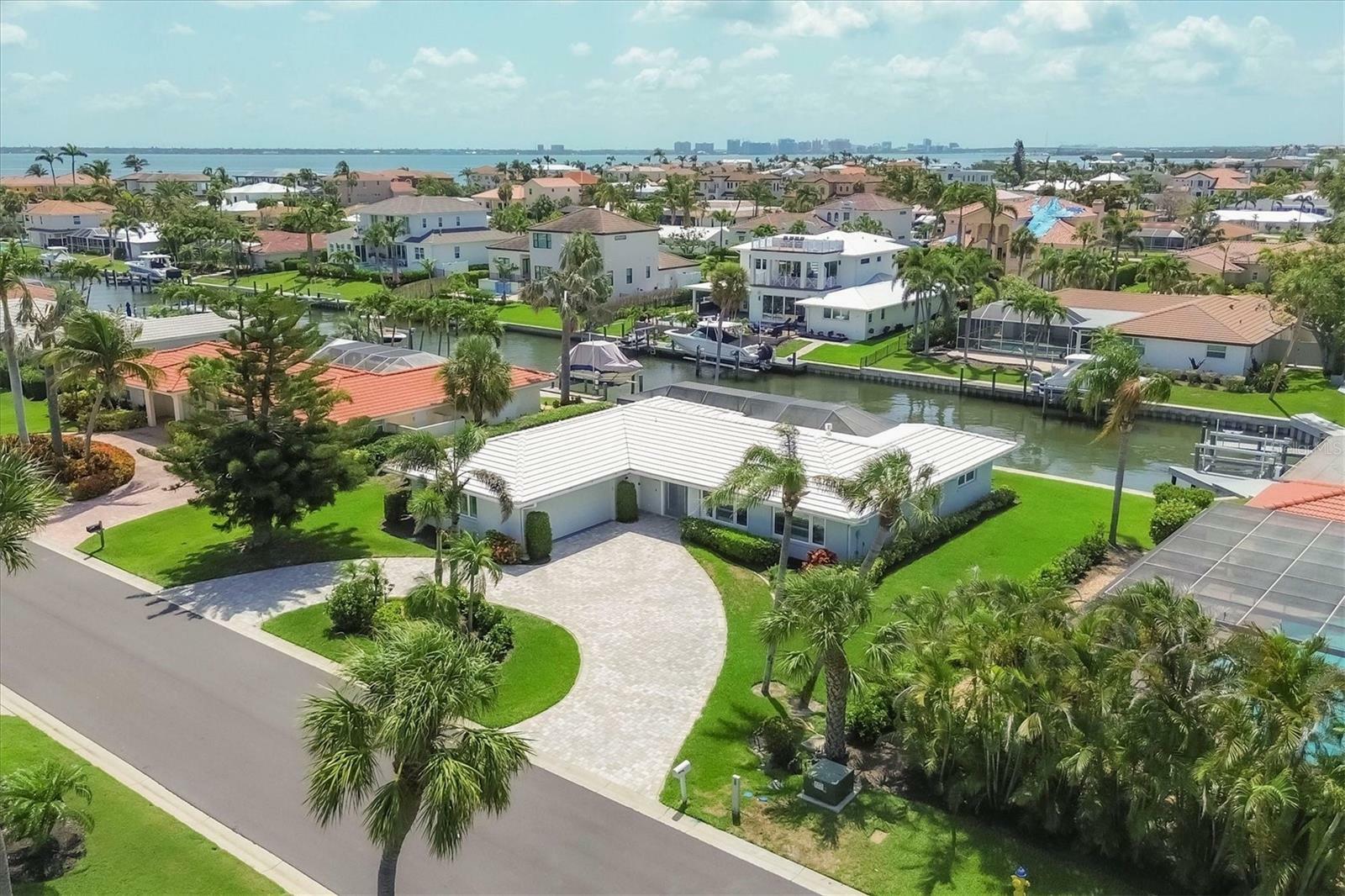 Property Photo: 510 Wedge Lane FL 34228
