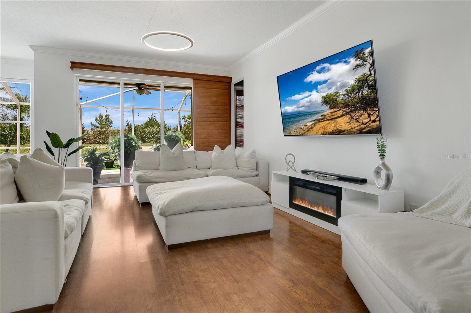 Property Photo: 17300 Summer Sun Court FL 34711