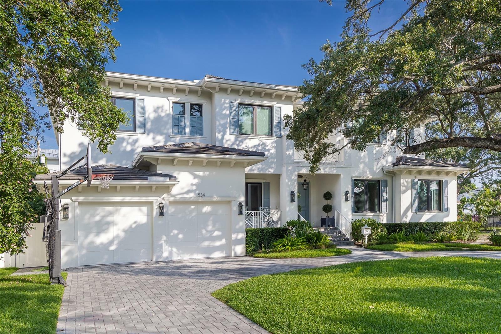Property Photo: 534 Ladrone Avenue FL 33606