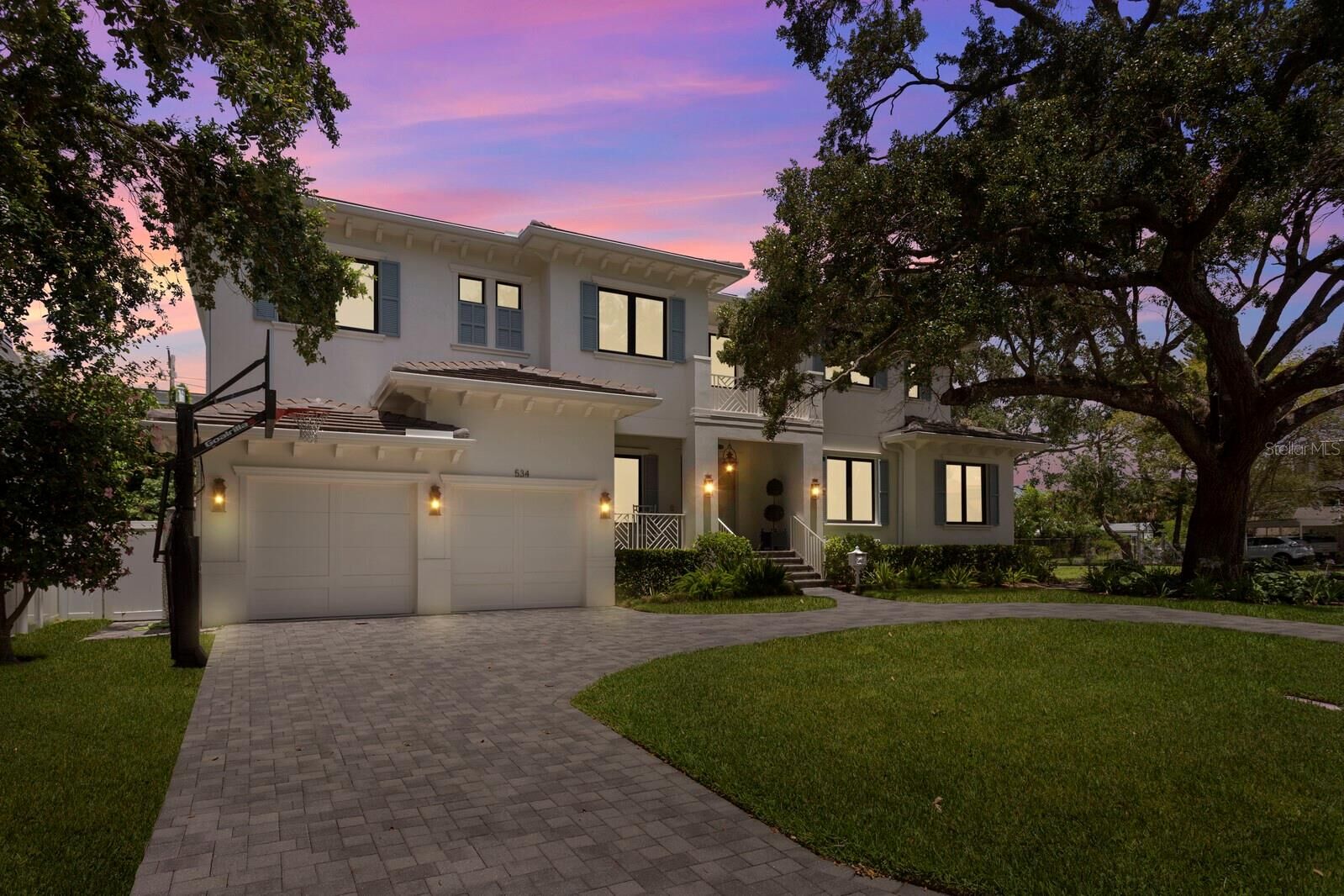 Property Photo:  534 Ladrone Avenue  FL 33606 