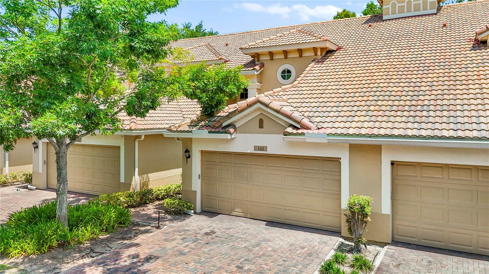 Property Photo: 6205 Miramonte Drive 103 FL 32835