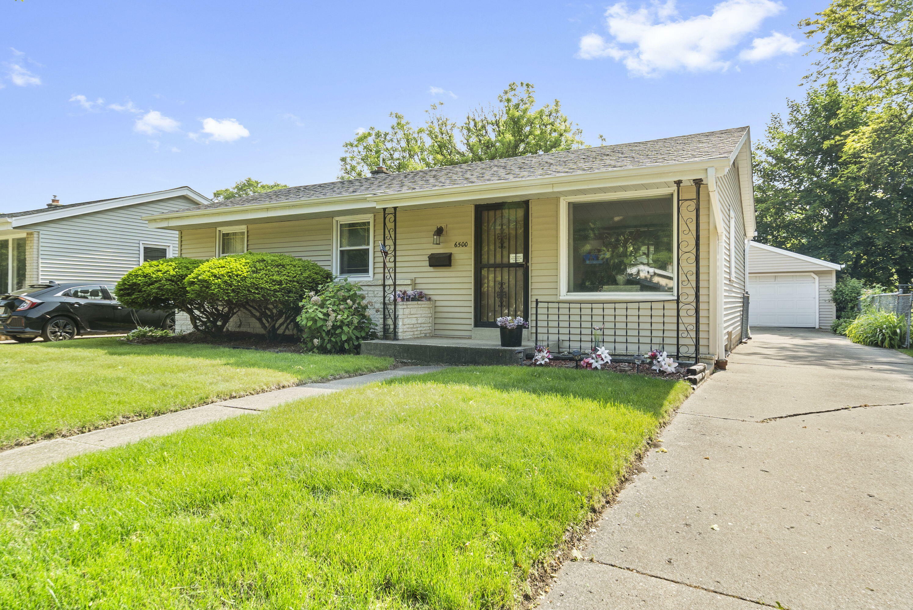 Property Photo: 6500 N 51st St WI 53223