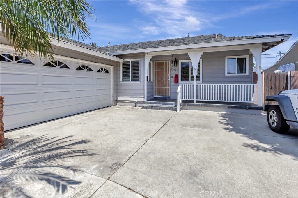 Property Photo:  1241 E Eastwood Drive  CA 92805 