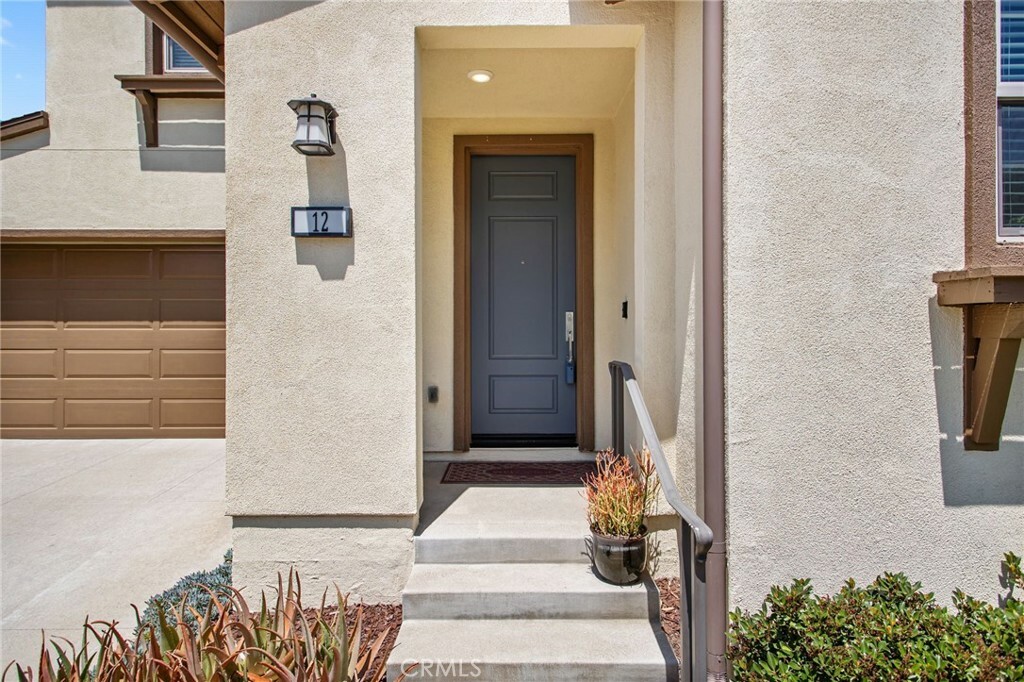 Property Photo: 12 Ocaso Street CA 92694