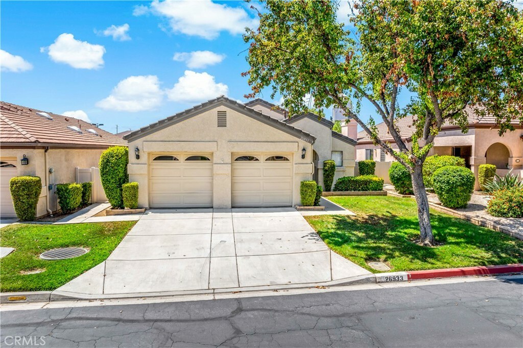 Property Photo: 26933 Via Valdez CA 92585