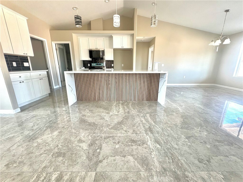 Property Photo: 19375 Corwin Road CA 92307
