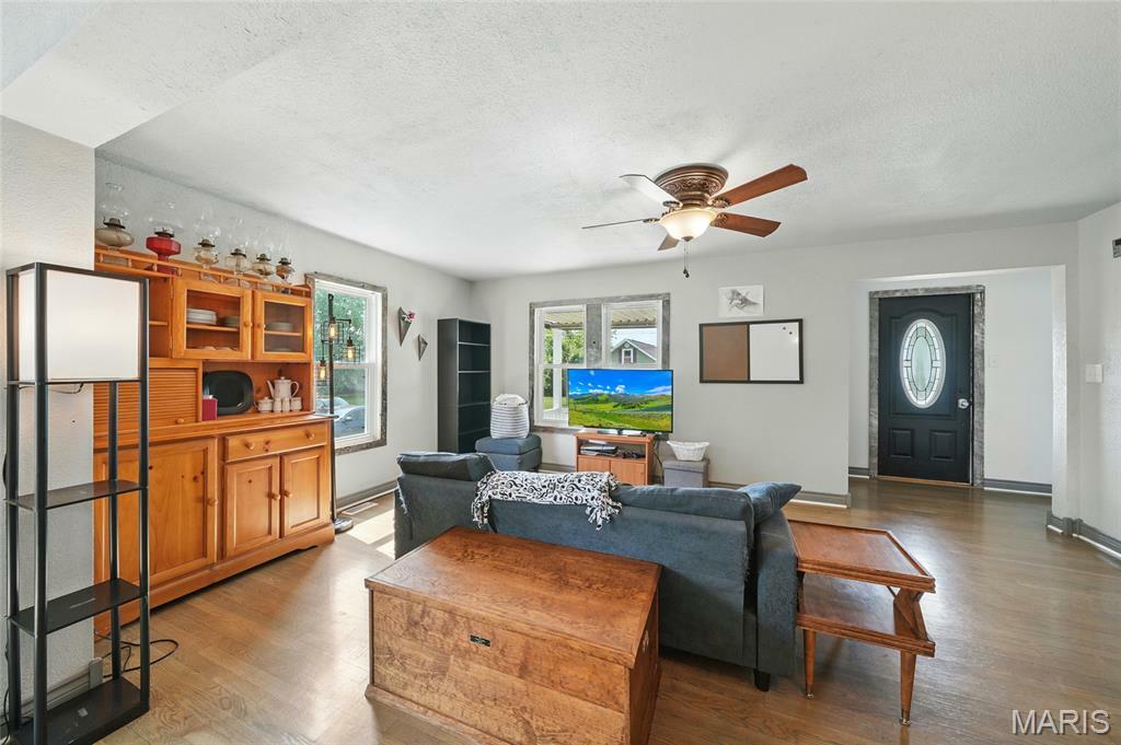 Property Photo: 28 Hill Street MO 63601