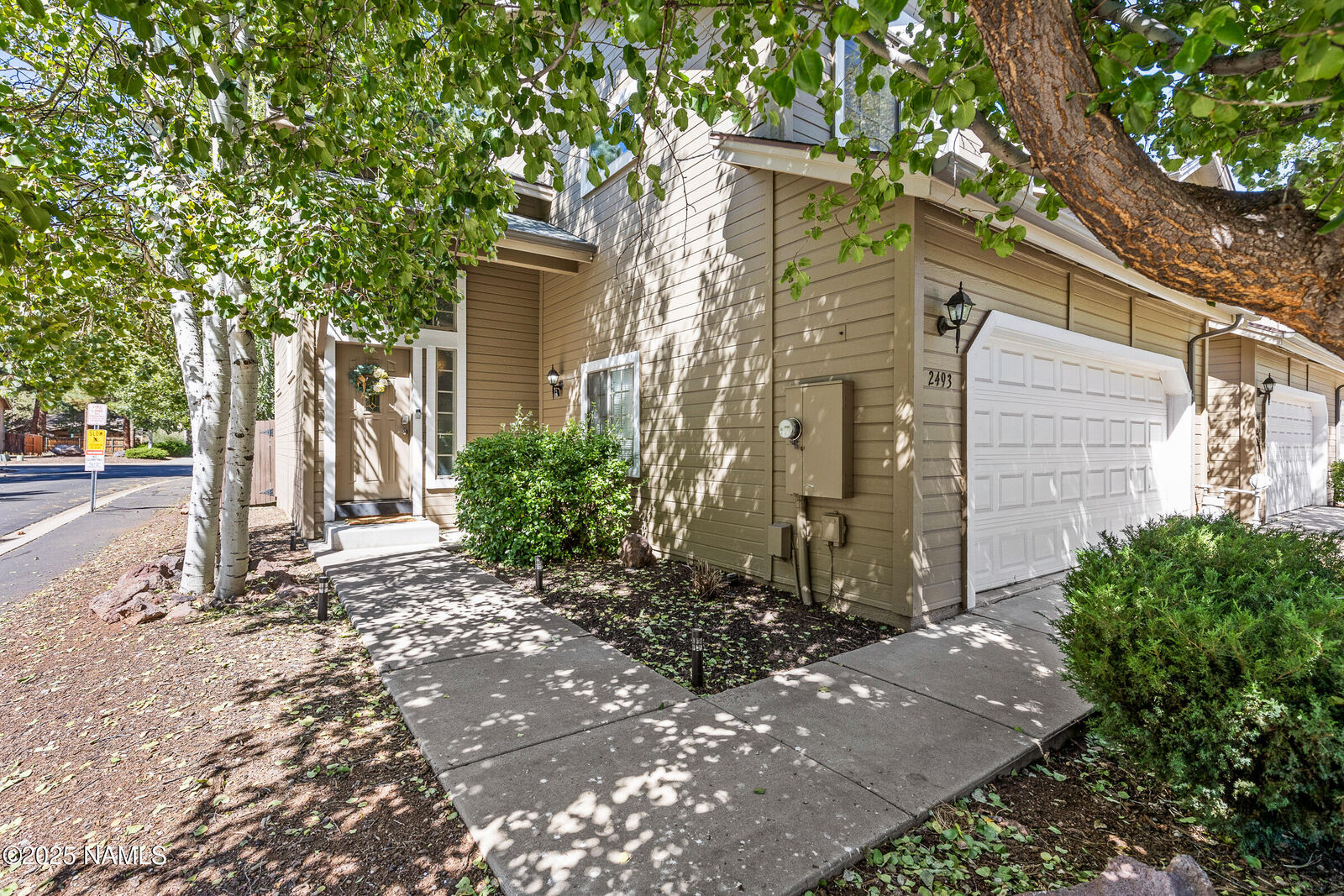 Property Photo: 2493 S Hibiscus Lane AZ 86001