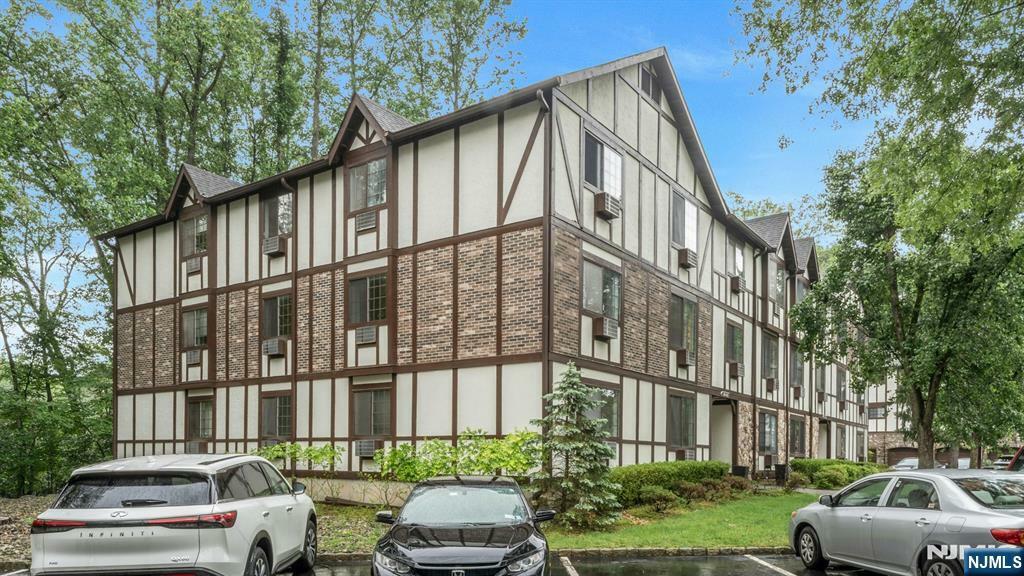 Property Photo: 905 Thoreau Court NJ 07430
