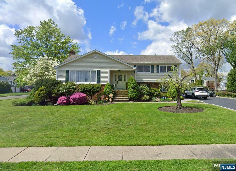 Property Photo: 24 Cheri Lane NJ 07004