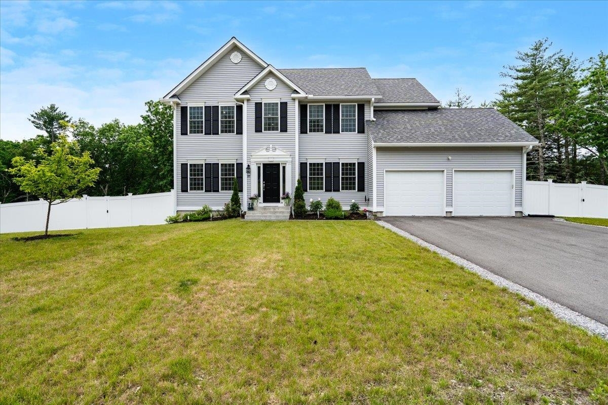 Property Photo: 21 Huntington Ridge Road NH 03110